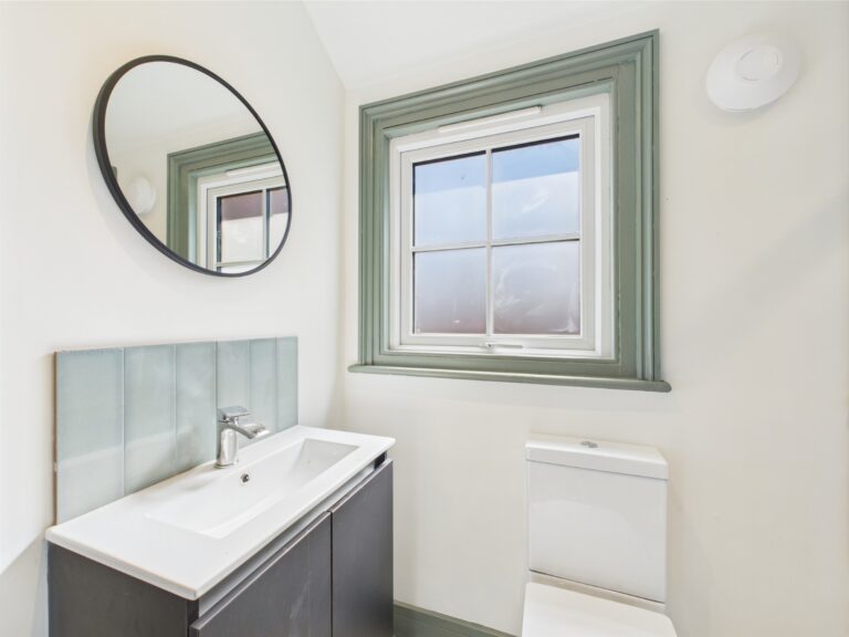 room 3 ensuite
